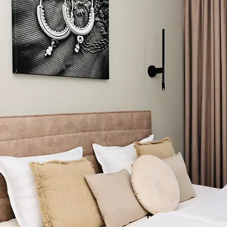 Barovic - Delux * Mlini