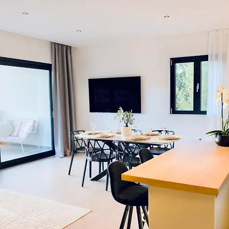 Barovic - Delux * Mlini