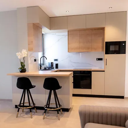 Barovic - Delux * Mlini